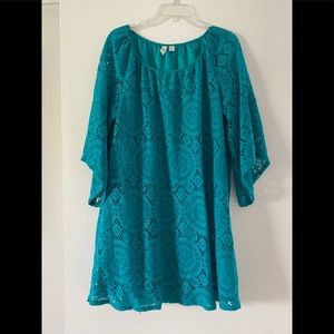 XL Teal Colored dress with bell sleeves.